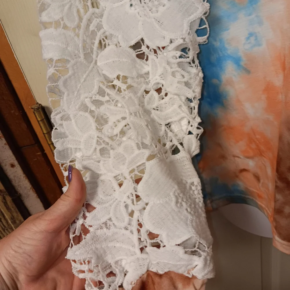 Sucrefas Tie Dyed Lace Long Sleeve Tshirt NWOT - Picture 4 of 6